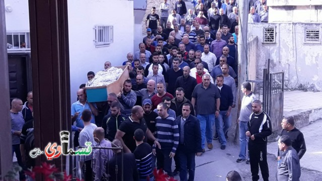 المئات يلقون نظرة الوداع على جثمان المرحوم عبد الحكيم مفيد قبل تشييعه الى مثواه الأخير